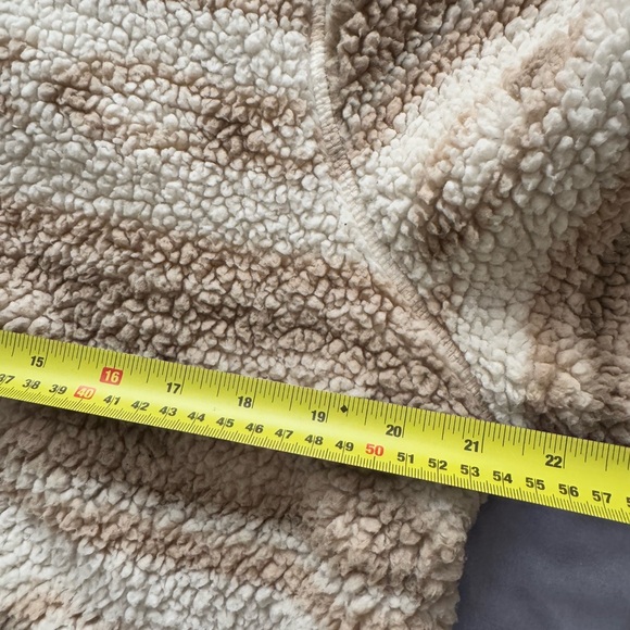 OLD NAVY Cozy Sherpa Zip-Front Jacket - Large - Picture 6 of 6